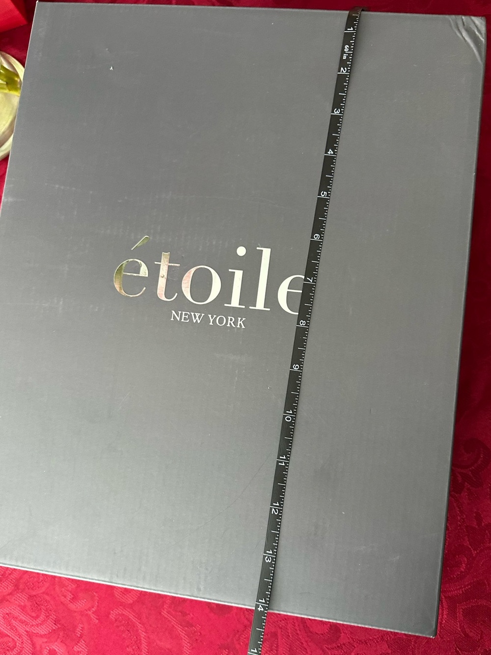 NWT Etoile New York White Luxury Velvet Spa Robe One Size New In Box - Picture 10 of 12